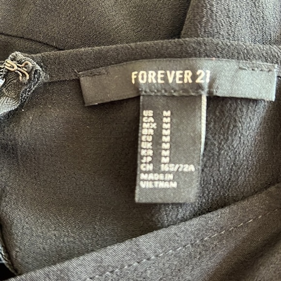 Forever 21 Black Romper Shorts with Cap Sleeves - Picture 5 of 6